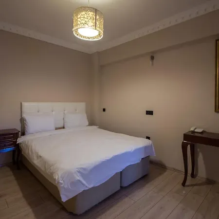 Ixir Hotel